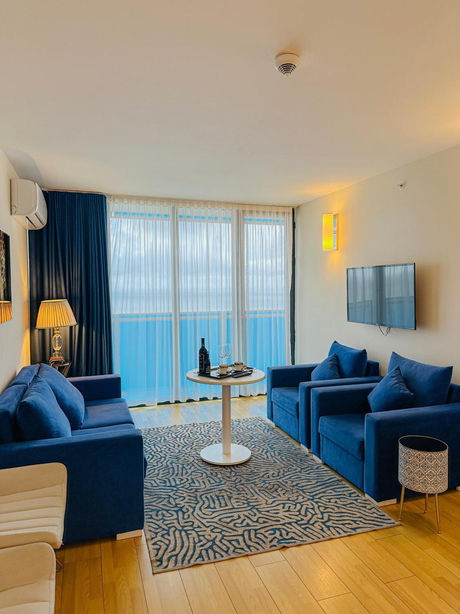 Hotel Batumi High View Exterior foto